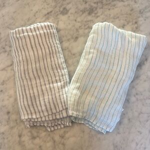 Set of 2 aden + anais Striped Muslin Swaddle Blankets